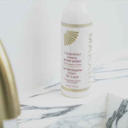 Exfoliating Body Wash With Vitamin C & Aloe Vera - Image 2